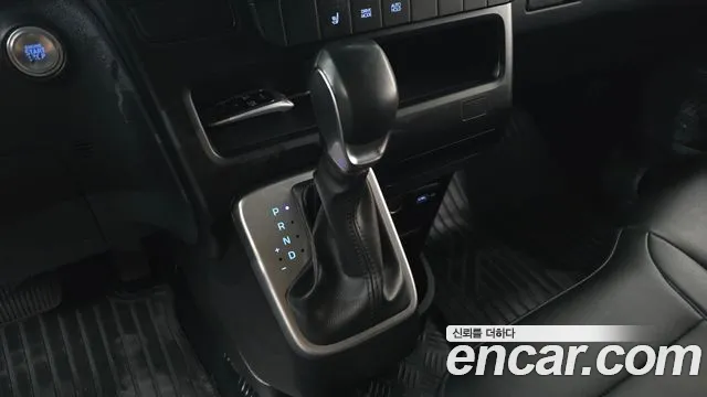 Hyundai Staria — Фото автомобиля 9