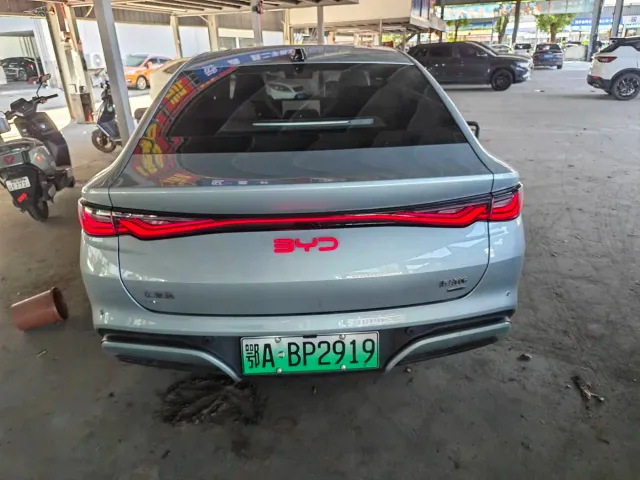 BYD Seal 06 — Фото автомобиля 13