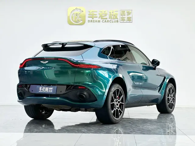 Aston Martin DBX — Фото автомобиля 4