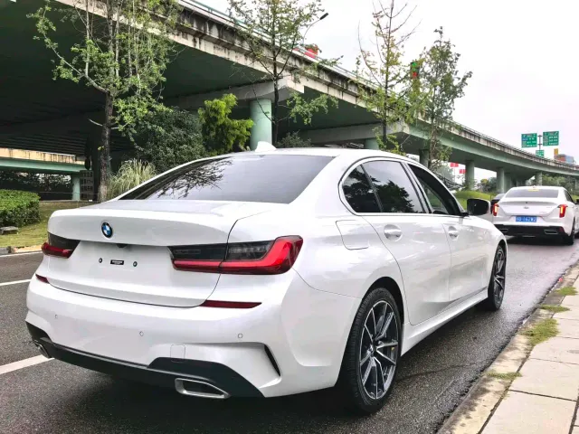 BMW BMW 3 Series 2022 325Li M Sport Package — Фото автомобиля 8