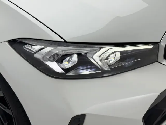 BMW 3 Series — Фото автомобиля 8