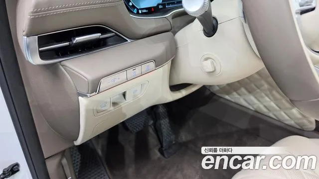 Genesis GV80 — Фото автомобиля 19