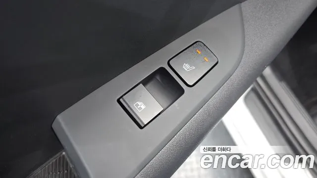 Kia Niro — Фото автомобиля 27