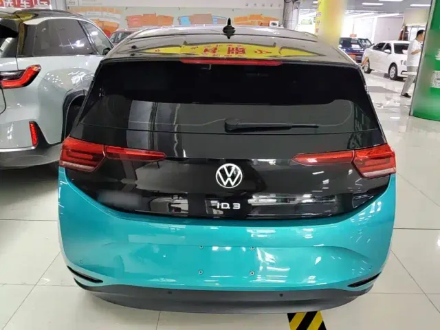 Volkswagen ID.3 — Фото автомобиля 5