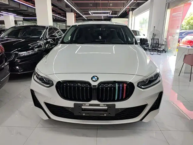 BMW 1 Series — Фото автомобиля 2
