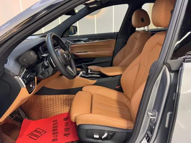 BMW 6 Series Gran Turismo — Фото автомобиля 15