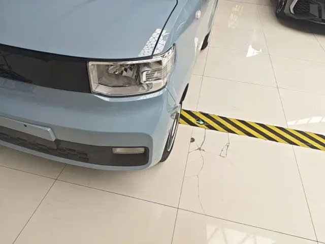 Wuling Hongguang Mini EV — Фото автомобиля 23