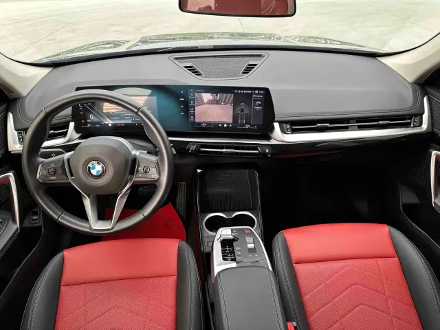 BMW X1 — Фото автомобиля 11