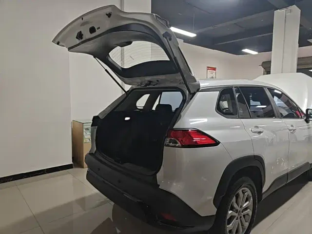 Toyota Frontlander — Фото автомобиля 18