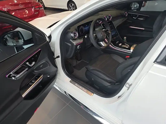 Mercedes-Benz C-Class — Фото автомобиля 20