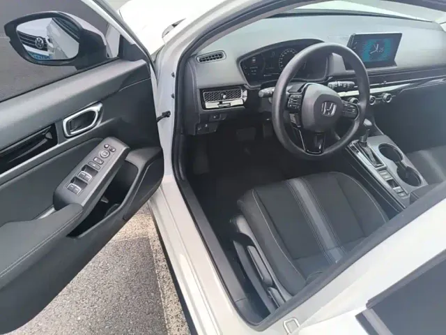 Honda Civic — Фото автомобиля 15