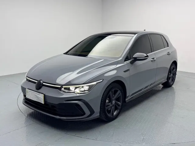 Фотография автомобиля — Volkswagen Golf