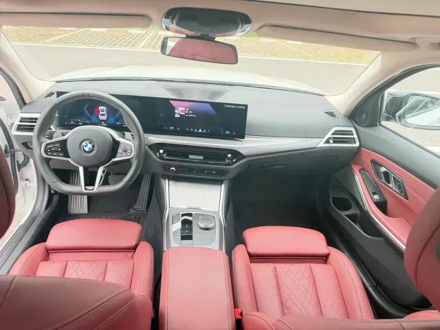 BMW 3 Series — Фото автомобиля 9
