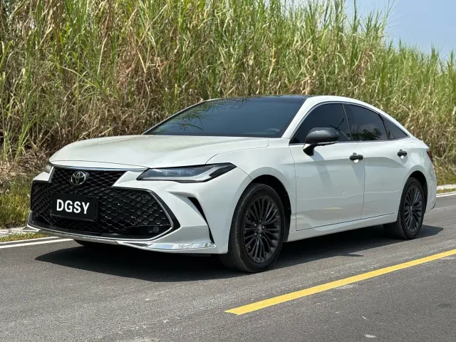 Фотография автомобиля — Toyota Avalon