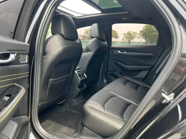 Geely Xingrui — Фото автомобиля 5
