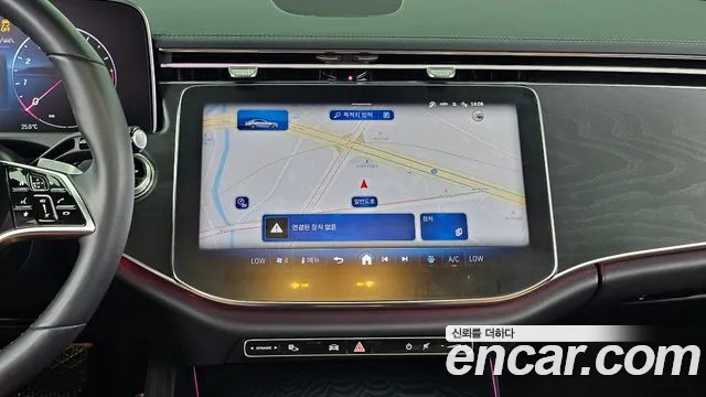 Mercedes-Benz E-Class — Фото автомобиля 14