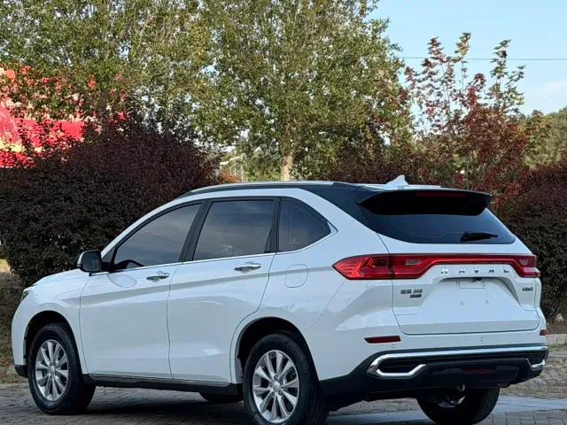 Haval M6 — Фото автомобиля 6