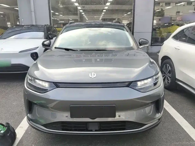 Leapmotor C11 — Фото автомобиля 2