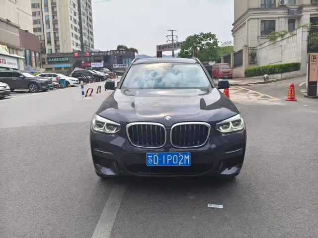 BMW X3 — Фото автомобиля 2