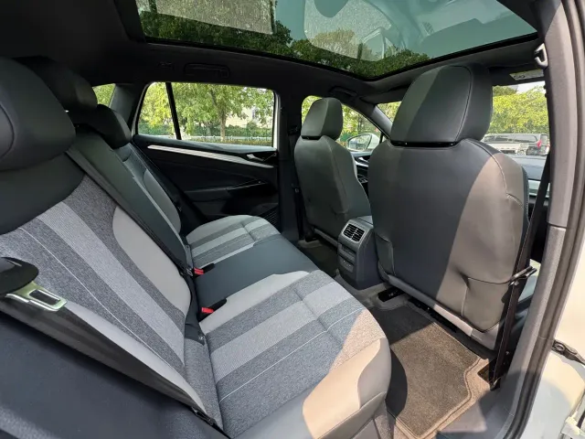 Volkswagen ID.4 Crozz — Фото автомобиля 8