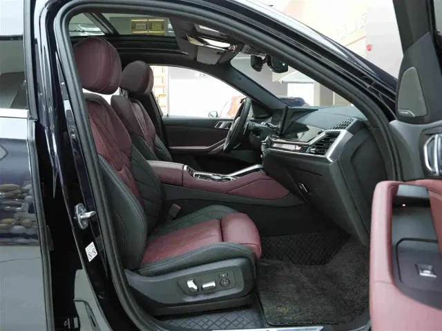BMW X6 — Фото автомобиля 12