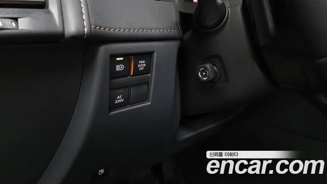Toyota Alphard — Фото автомобиля 23