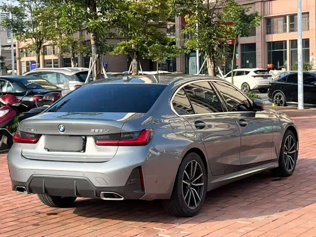 BMW 3 Series — Фото автомобиля 6