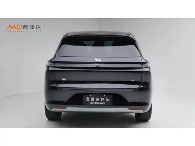 Li Auto L6 — Фото автомобиля 4