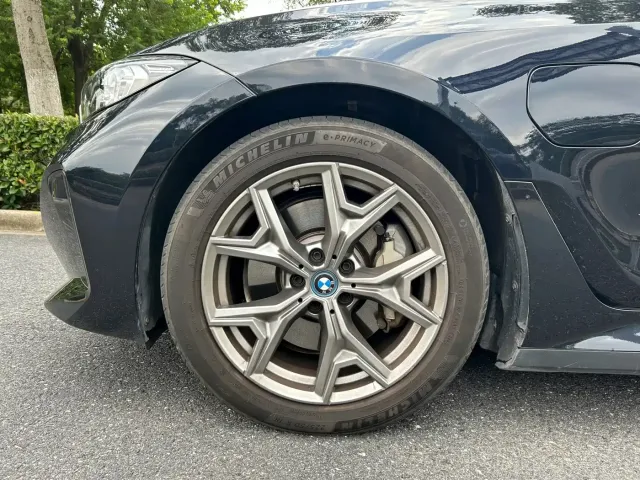 BMW i3 — Фото автомобиля 6
