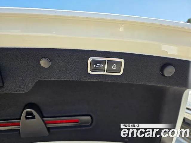 Hyundai Grandeur GN7 — Фото автомобиля 8