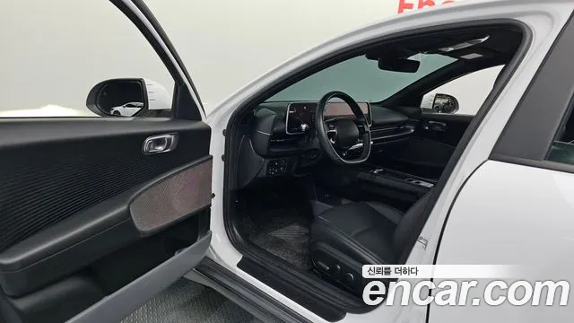 Hyundai Ioniq6 — Фото автомобиля 10