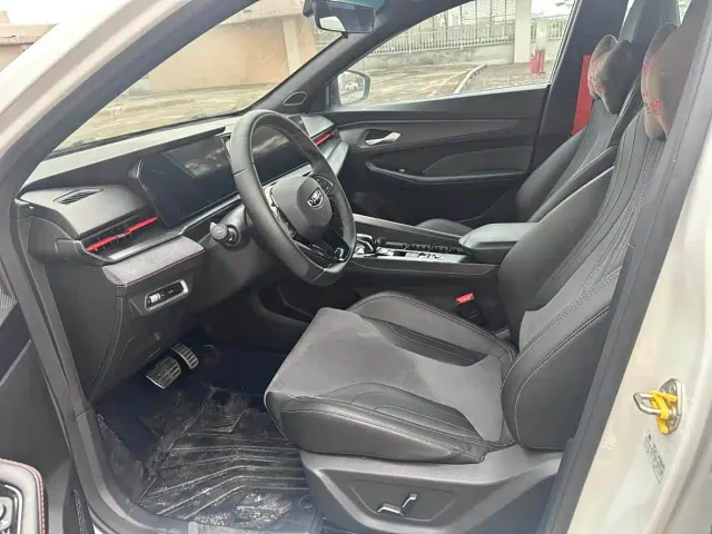 Geely Binrui — Фото автомобиля 5