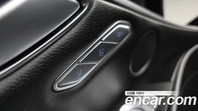 Genesis G80 Бензин 2.5 турбо 2WD — Фото автомобиля 16