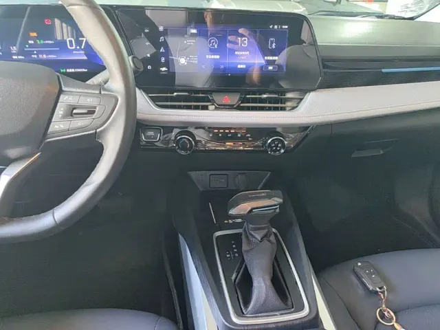Chevrolet Monza — Фото автомобиля 12