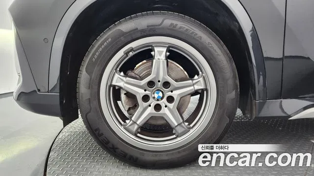 BMW X1 — Фото автомобиля 5