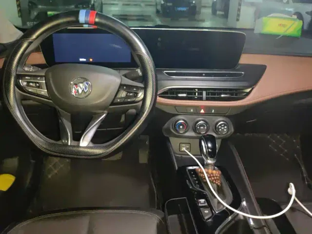 Buick Verano — Фото автомобиля 12