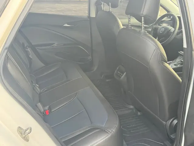 Buick Velite 6 — Фото автомобиля 12