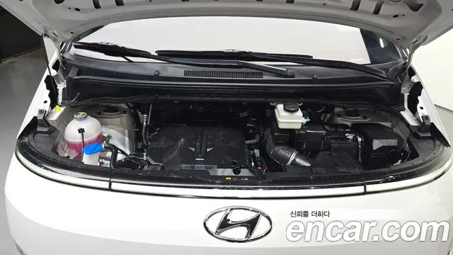 Hyundai Staria — Фото автомобиля 9