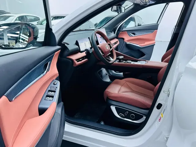 Changan CS75 Plus — Фото автомобиля 4