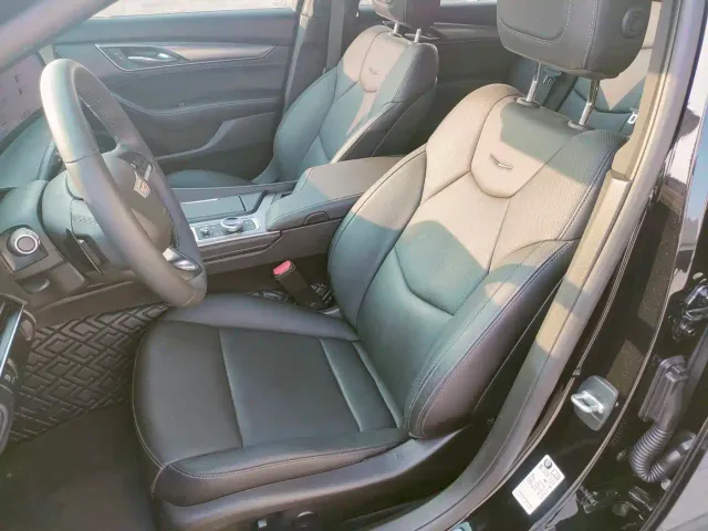Cadillac CT5 — Фото автомобиля 20