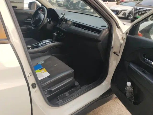 Honda Vezel 2020 1.5L CVT Luxury — Фото автомобиля 8