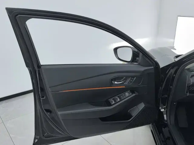 Honda Accord — Фото автомобиля 7