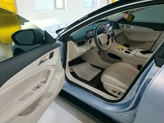 Forthing Xinghai S7 — Фото автомобиля 15