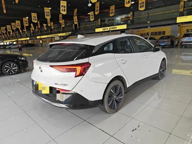 Buick Velite 6 — Фото автомобиля 4