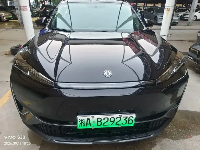 Dongfeng Fengshen L7 — Фото автомобиля 2
