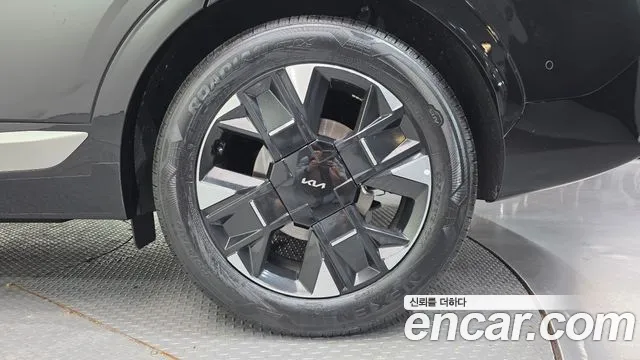 Kia Sportage Новый Sportage 5 поколение Бензин 1.6 турбо 2WD — Фото автомобиля 3