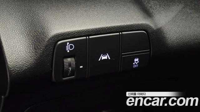 Hyundai Avante — Фото автомобиля 30
