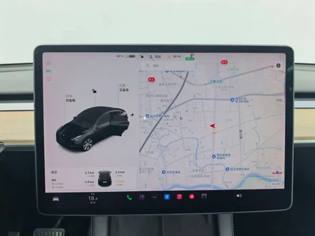 Tesla Model Y — Фото автомобиля 11