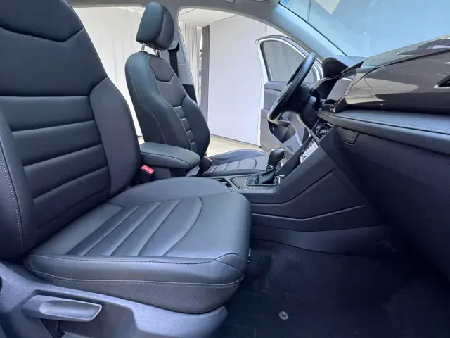 Volkswagen Tharu — Фото автомобиля 16