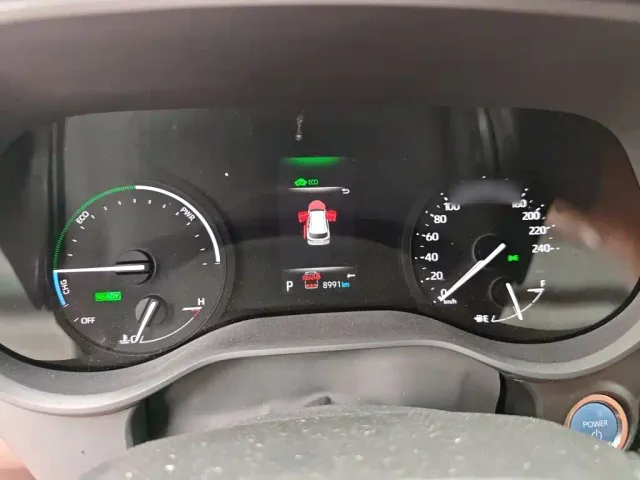 Toyota Granvia — Фото автомобиля 3